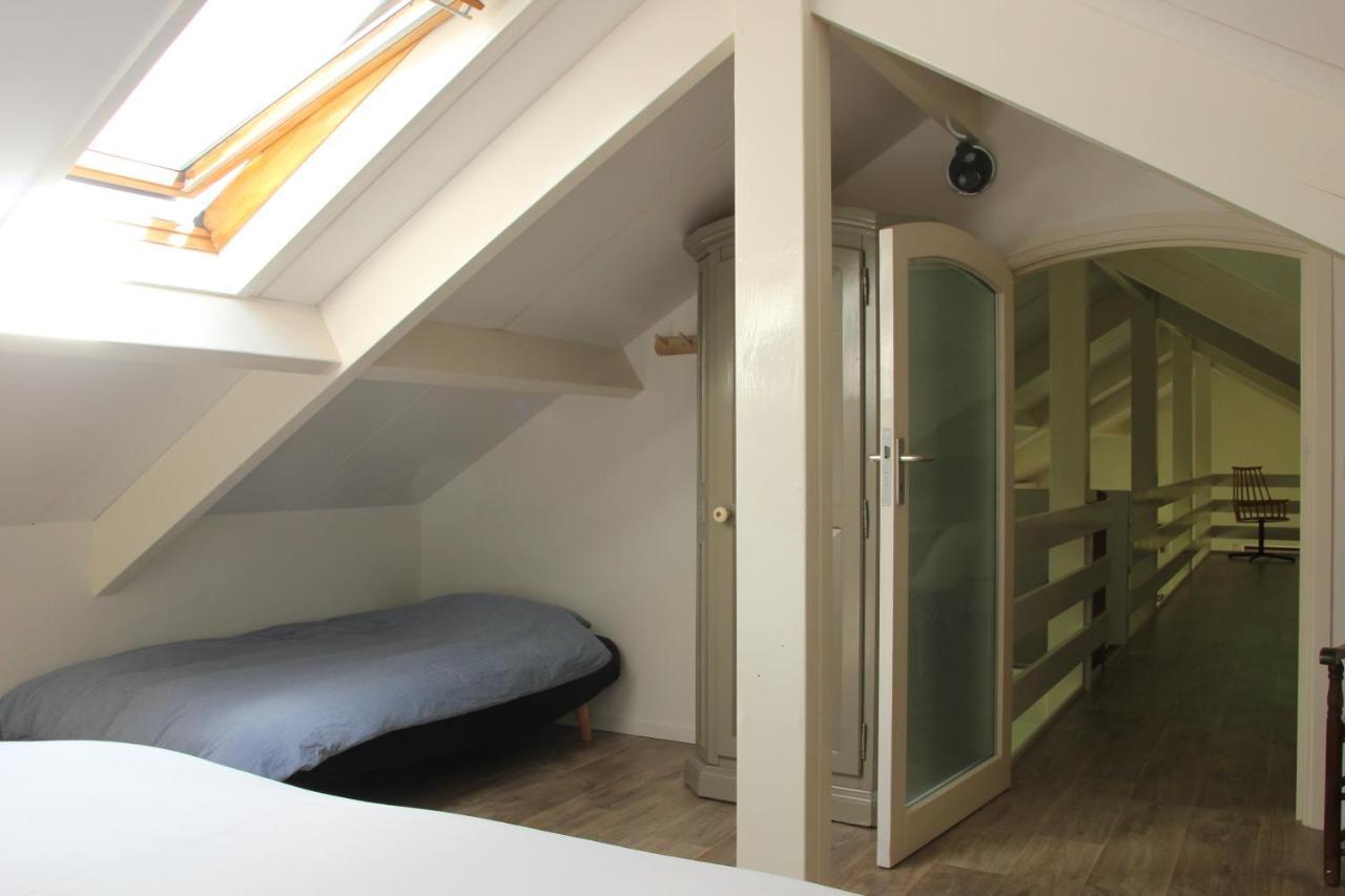 Vila Familiehuis De Betuwe Met Prive Kunstgras Tennisbaan En Sauna Erichem Exteriér fotografie